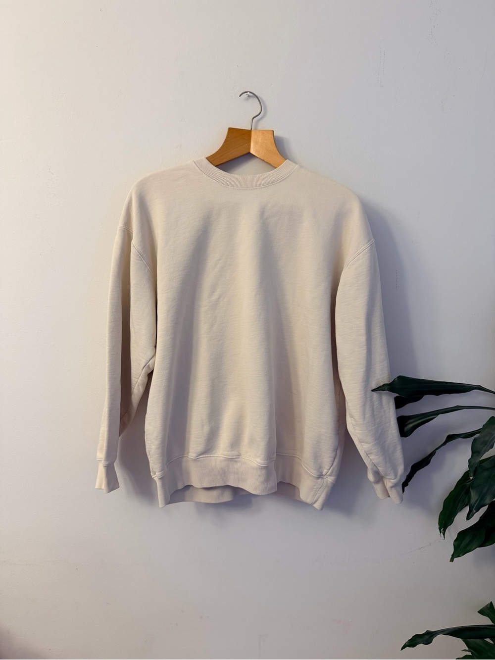Wilfred Cream Off-White Crewneck Sweatshirt